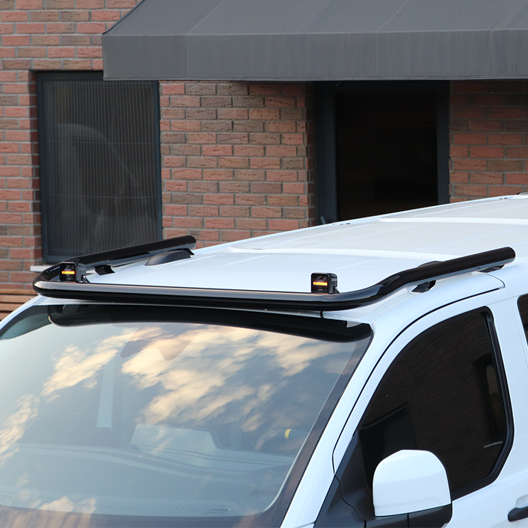 PB014- FRONT ROOF BAR