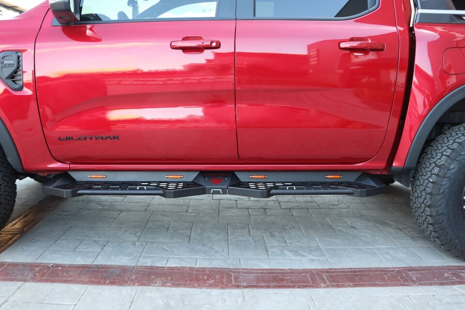 AB022-GLADIO BLACK YAN BASAMAK